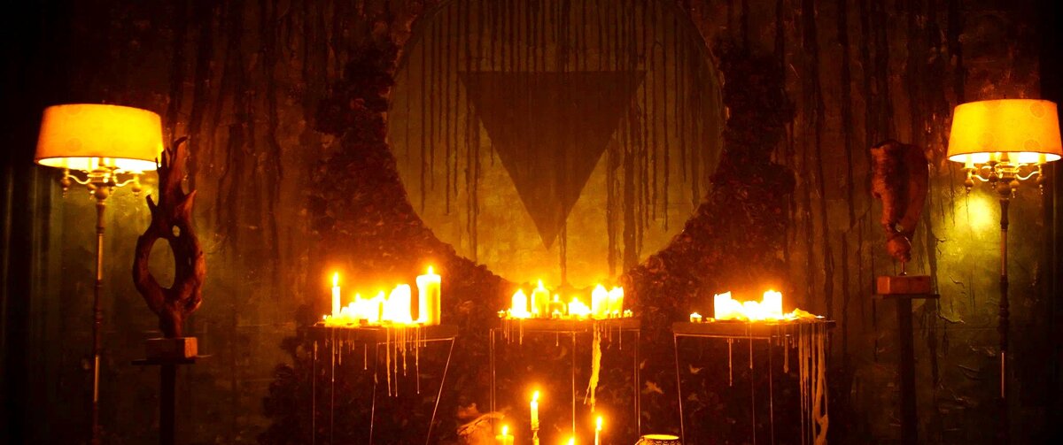 Кадр из к/ф «Отражение тьмы».