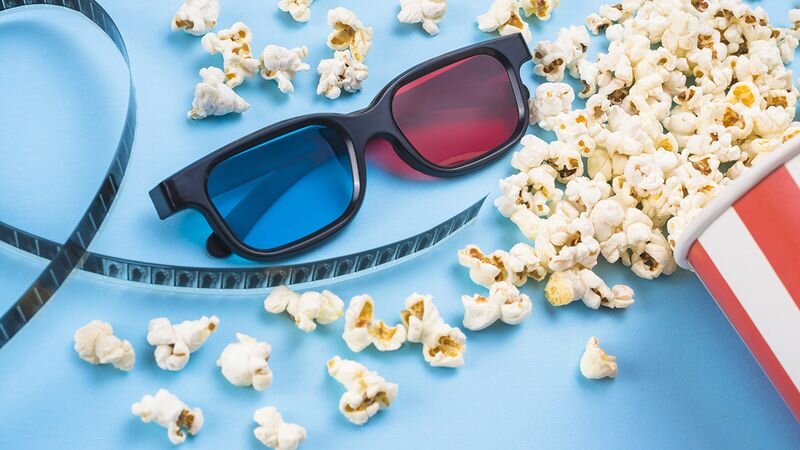    Очки и попкорн. Фото: ru.freepik.com