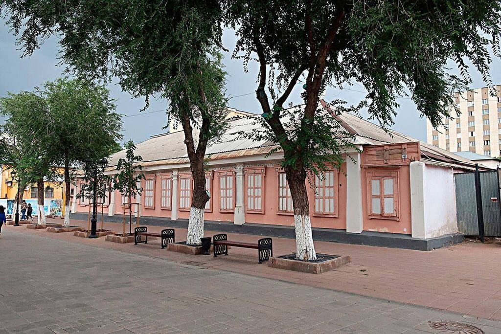    В Оренбурге проведут реставрацию дома академика Акселя Берга на улице Советской