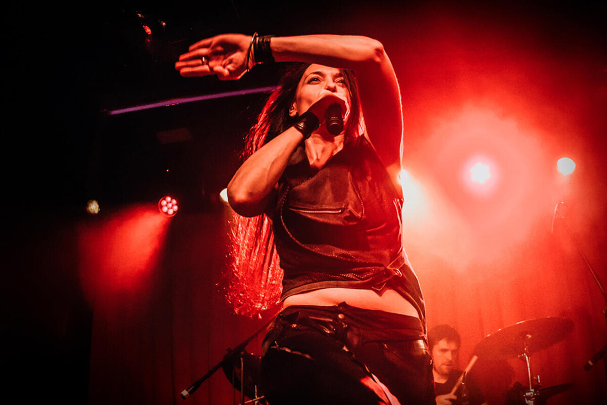 Концерт ленинград 2019 москва. Ансамбль бригантина. Концерт 14 мая. Красная плесень фото группы. Концерт 14 июня москва.