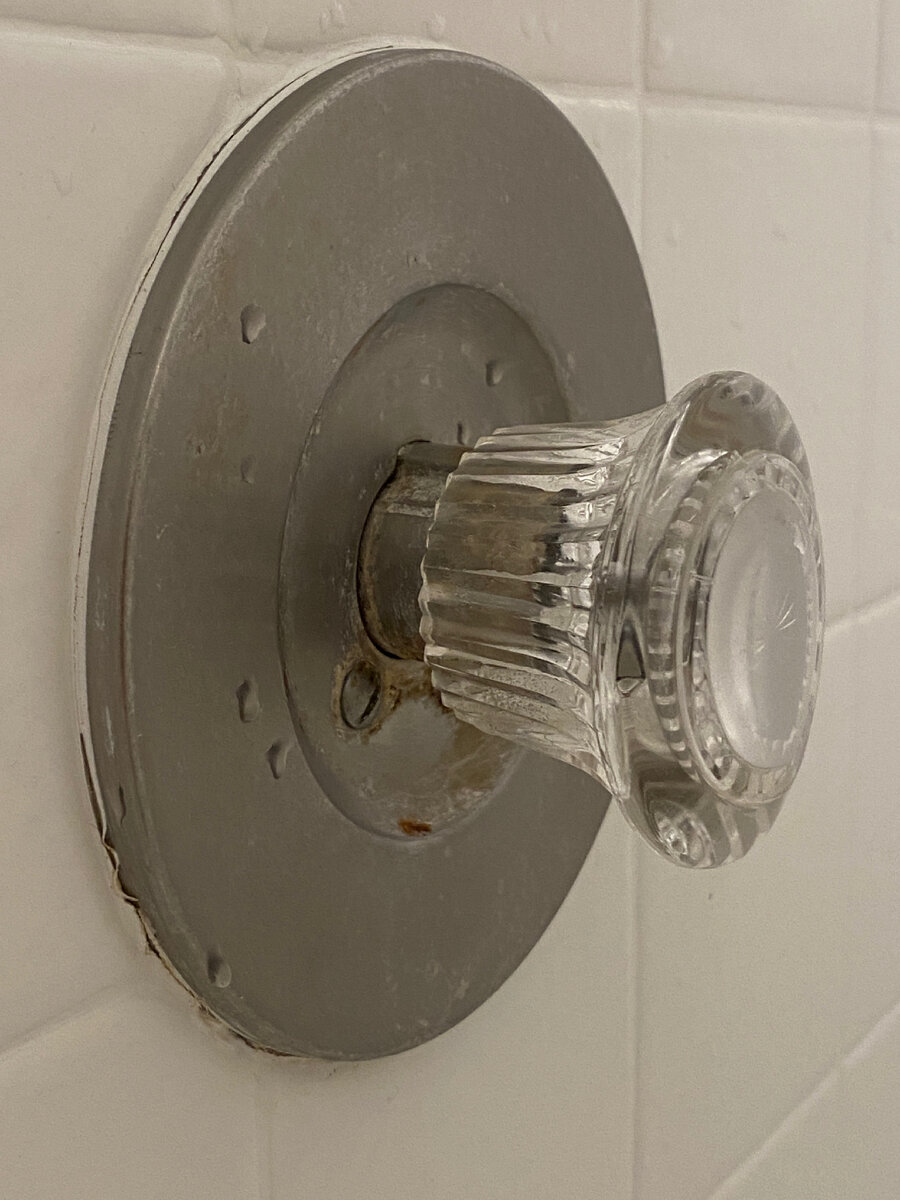 Душевой кран в Америке