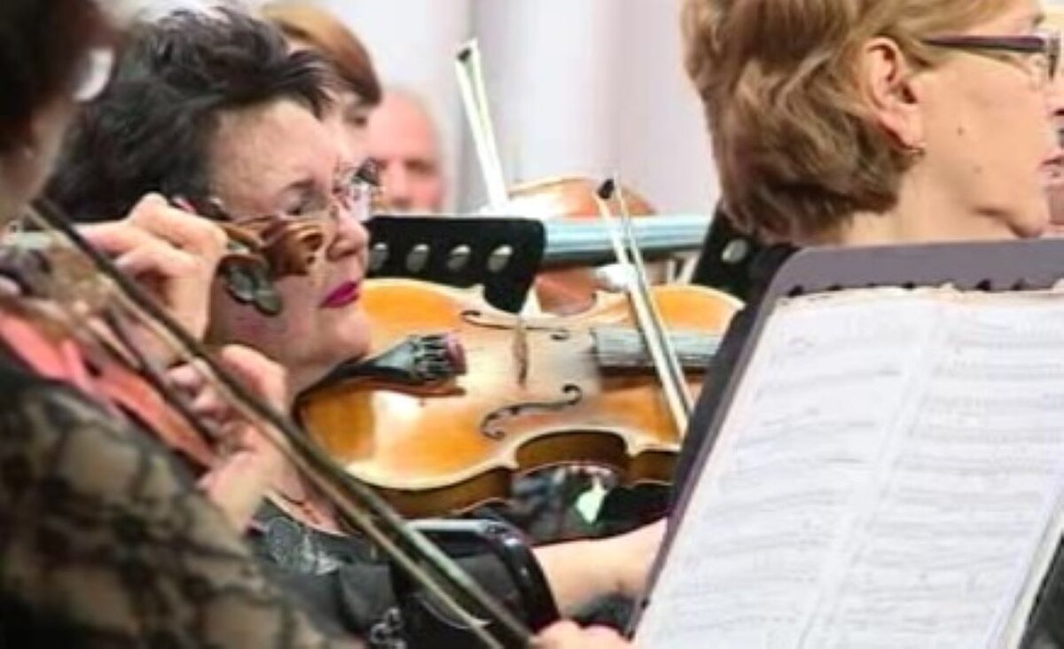    Солисты театра "Геликон опера" в сопровождении курского симфонического оркестра выступили в филармонии