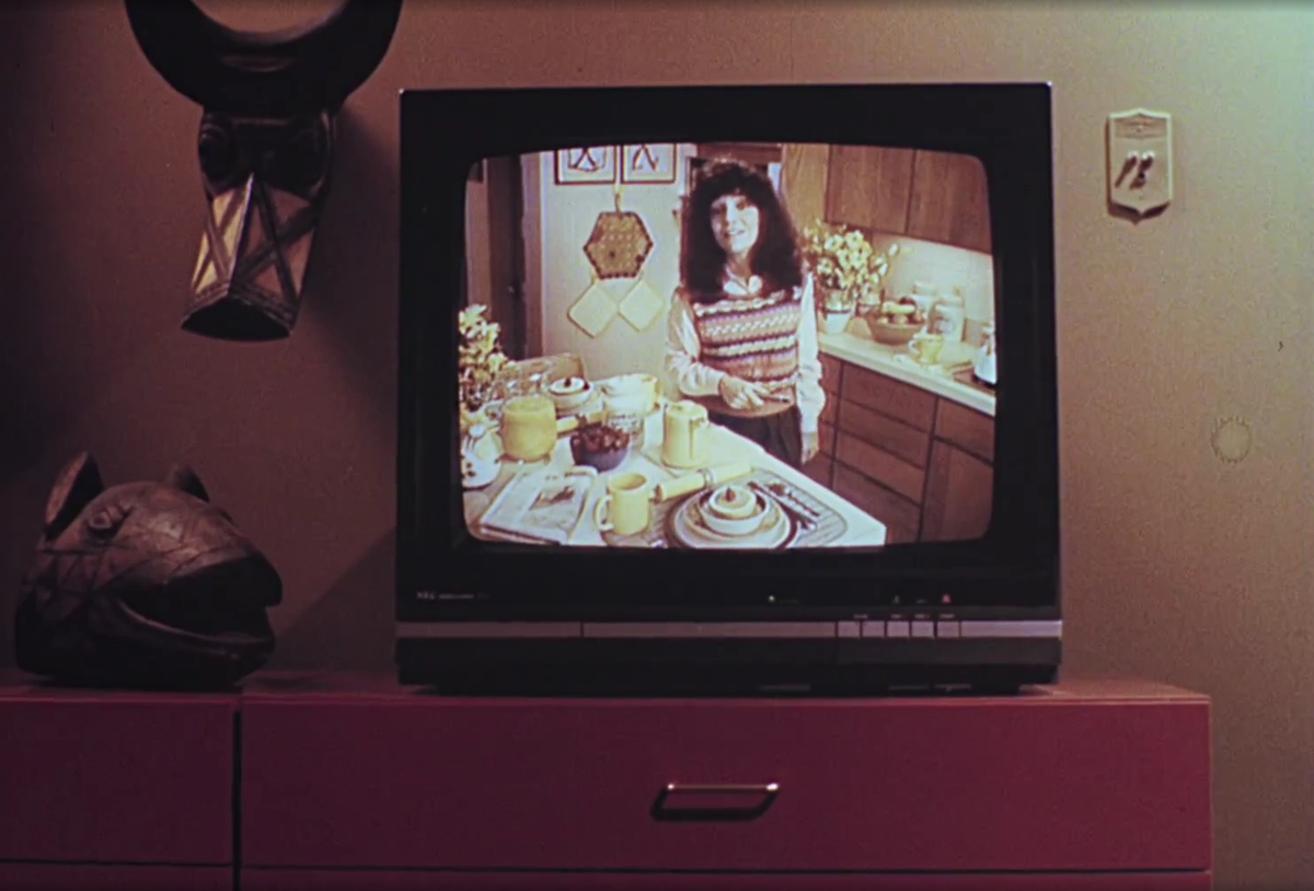 Кадр из фильма "Создатель политических образов" (1986)