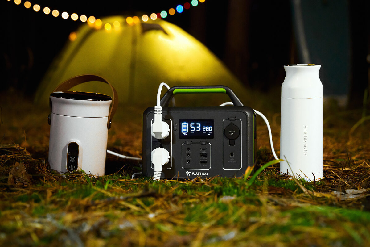 Портативная электростанция WATTICO Camp 300