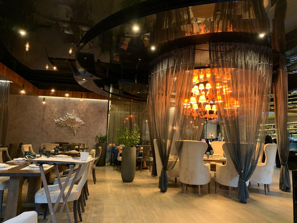 Интерьер ресторана "Peshi"