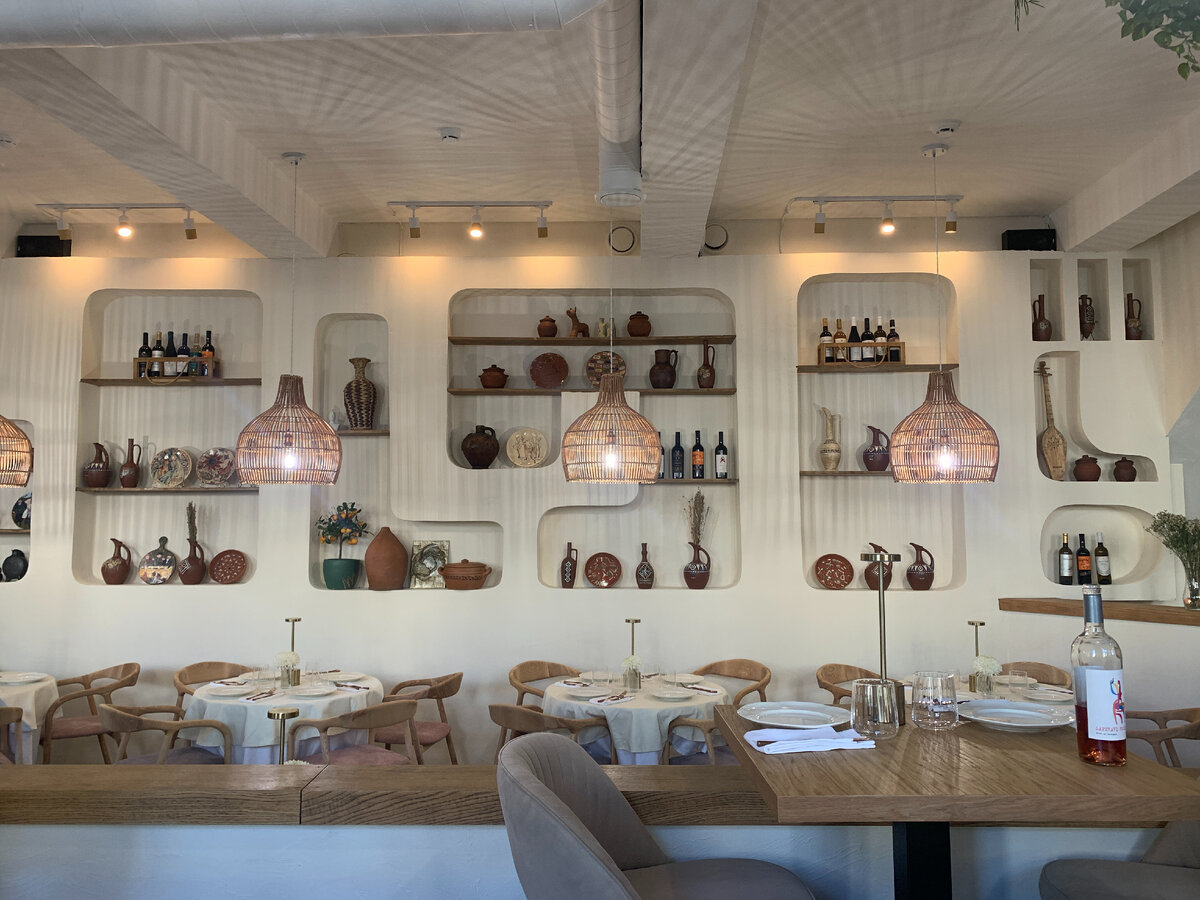 Интерьер ресторана "Shota"