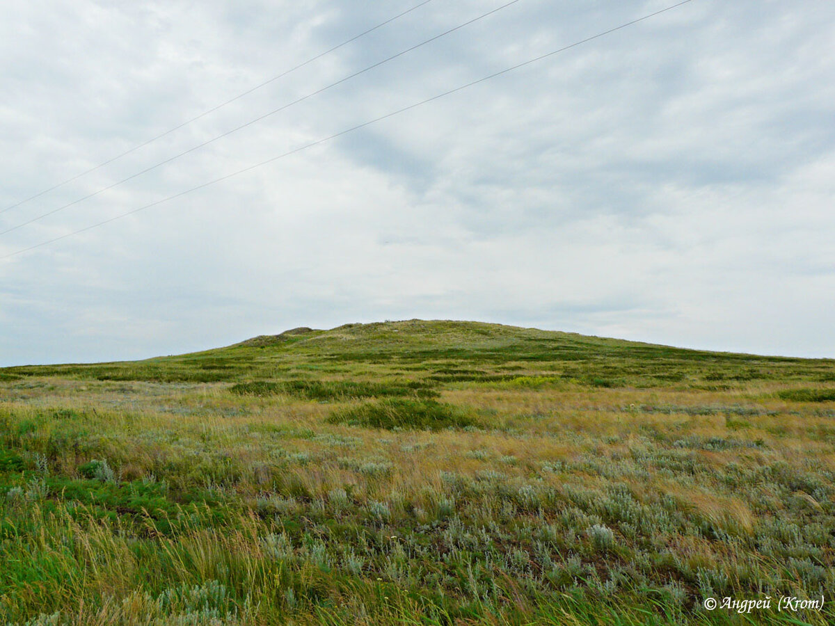 Холм с камнями