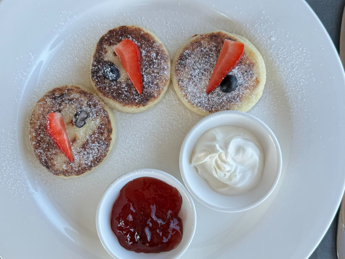 Сырники на завтрак в отеле "ШАТО", г. Махачкала, республика Дагестан