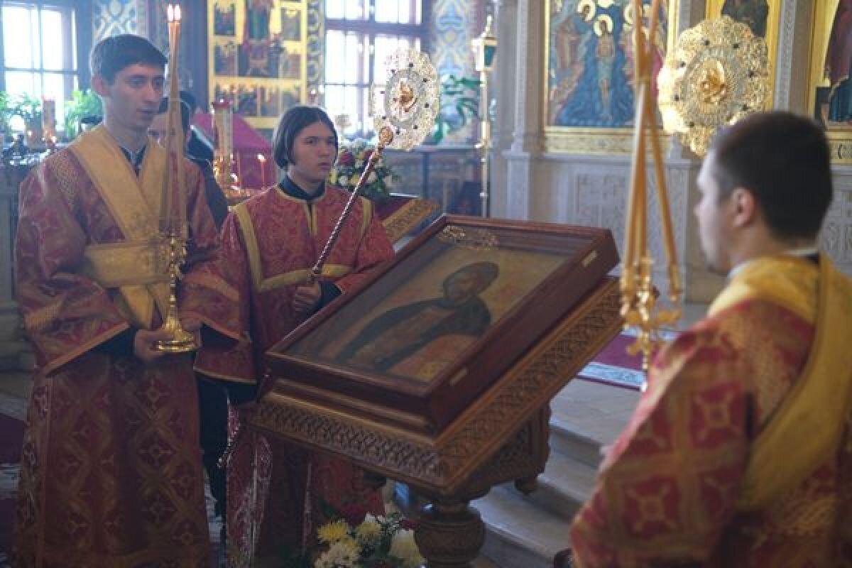 С сайта Богородице-Рождественского монастыря. Икона из Александро-Невской лавры.