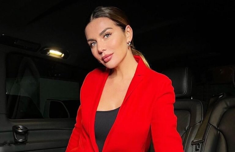    Фото: @annasedokova Софья Чулкова