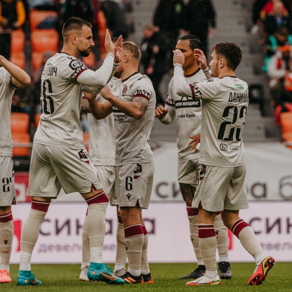 Фото ФК Акрон