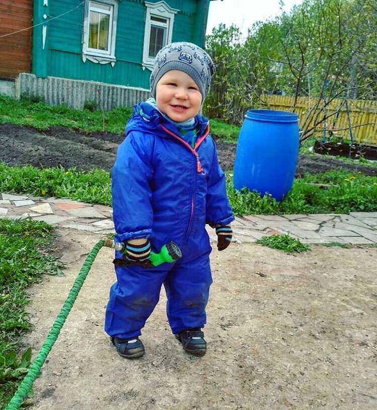 Начало того июня было очень холодное 