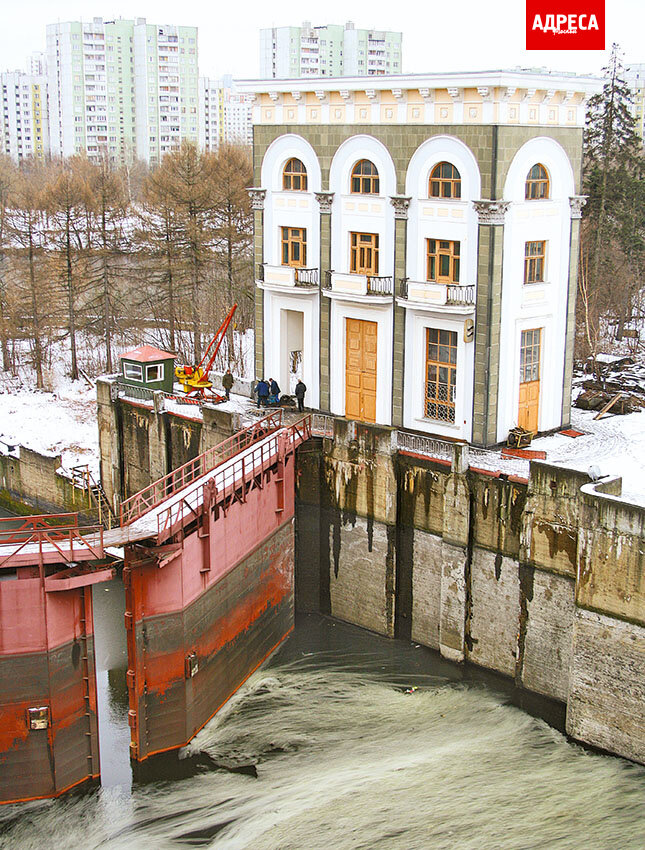 Шлюз № 9 Карамышевского гидроузла. Фотографии Константина Котова