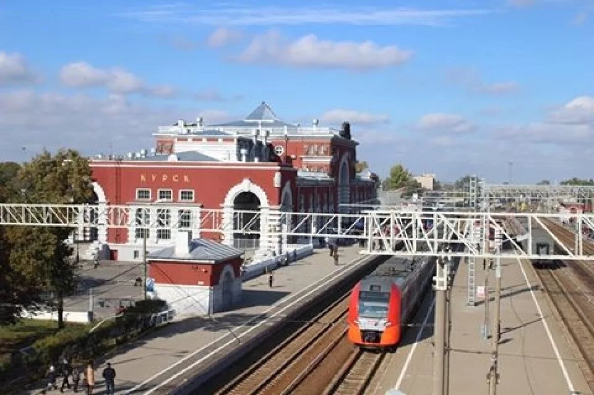    МЖД сообщила о задымлении под платформой на Курском вокзале