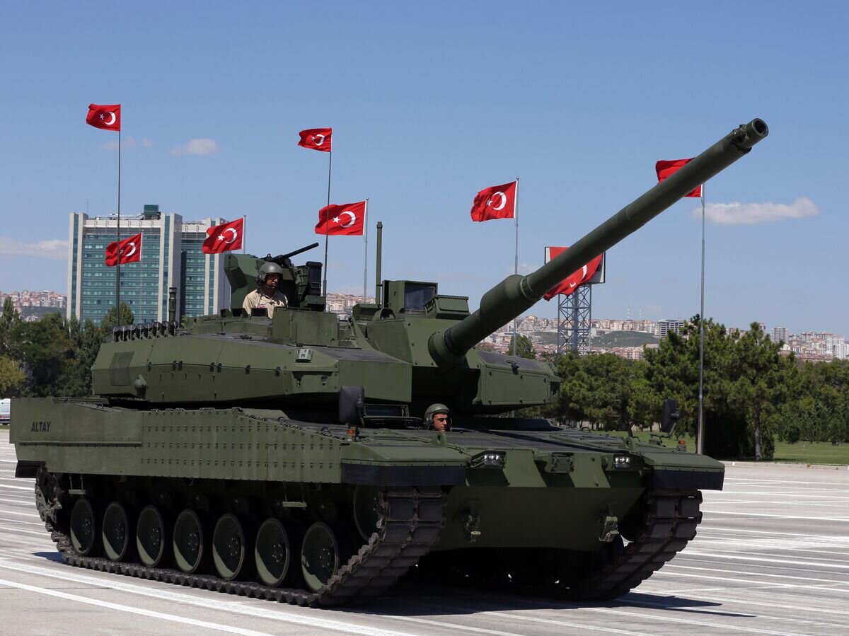    Турецкий танк Altay© AP Photo / Burhan Ozbilici