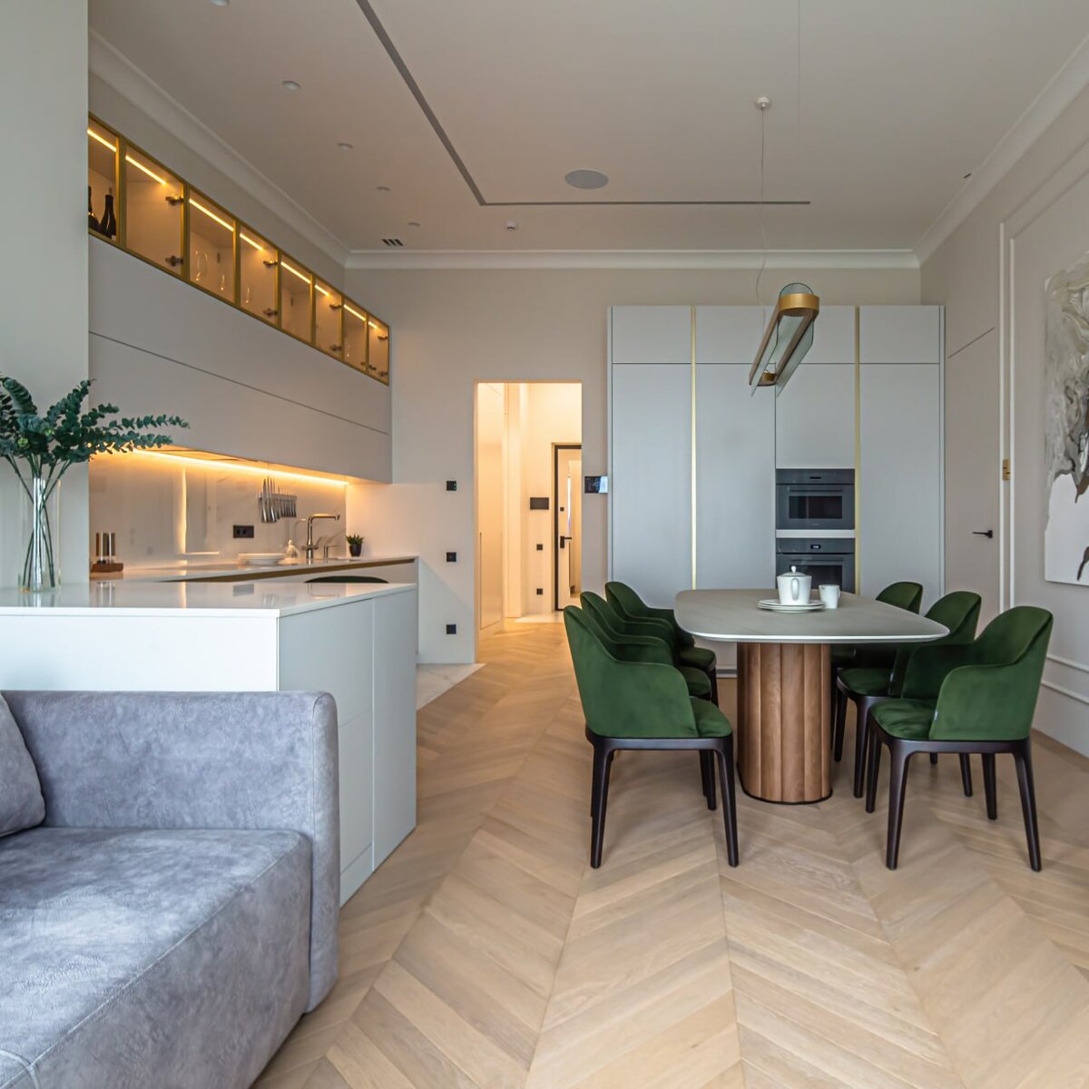 Кухня-столовая-гостиная