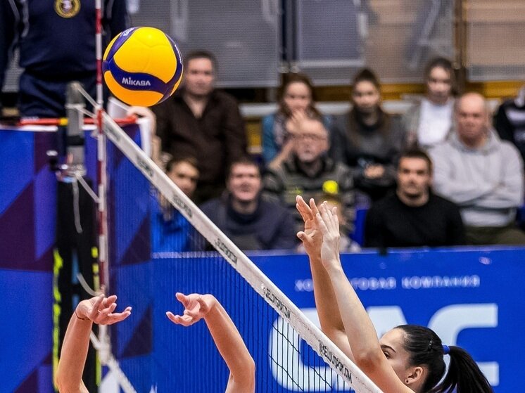     Фото Олега Каргаполова из архива "Вечернего Челябинска"