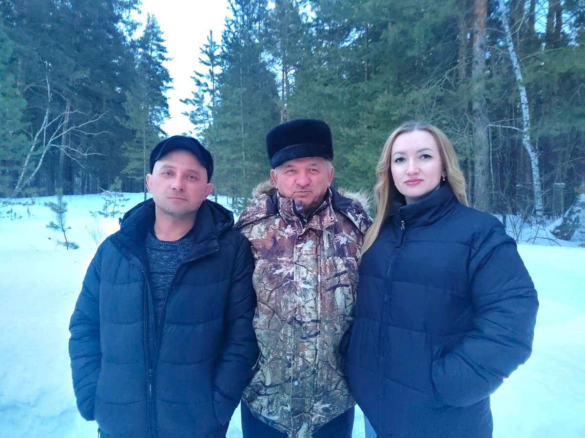 Династия Гилевых: Александр, Юрий, Нелли (слева направо)