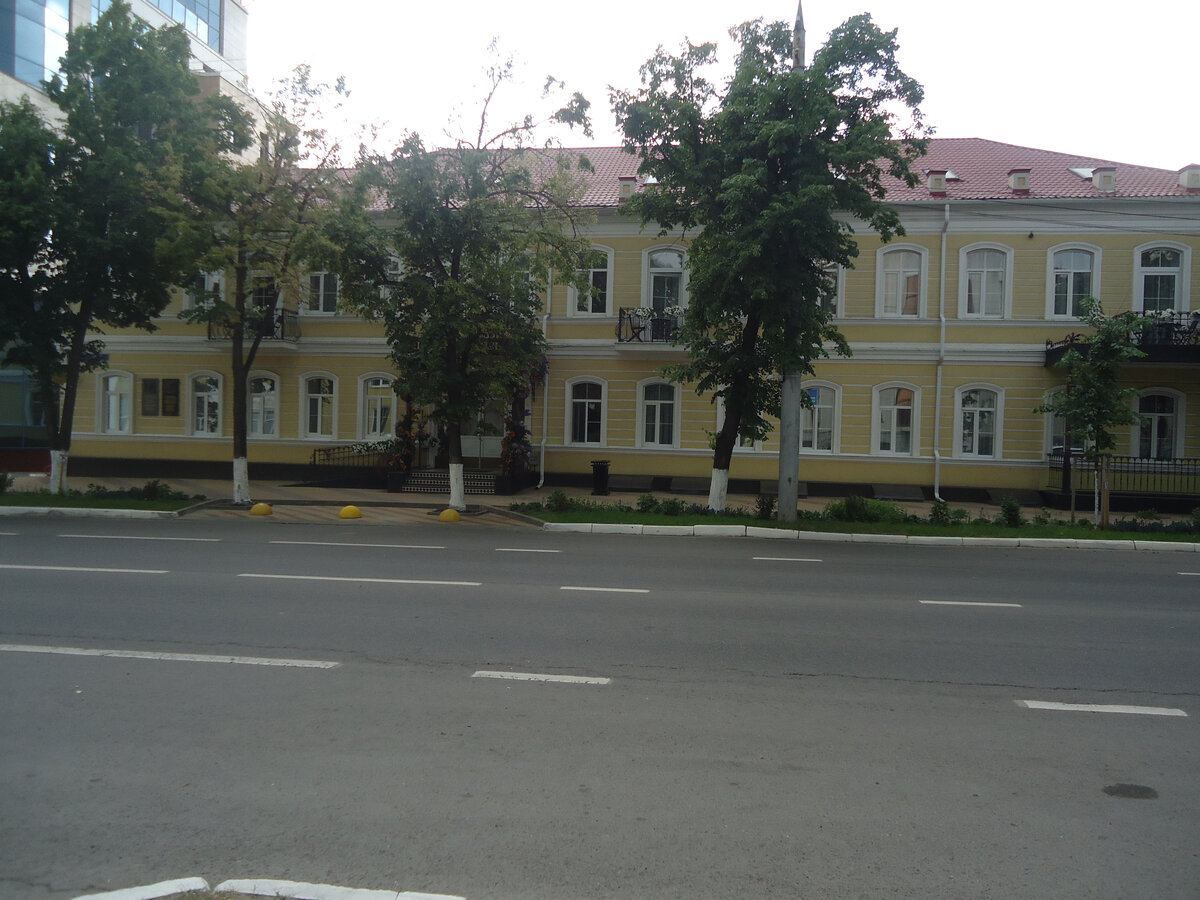 Бывшая гостиница "Европейская", фасад. Из архива автора.
