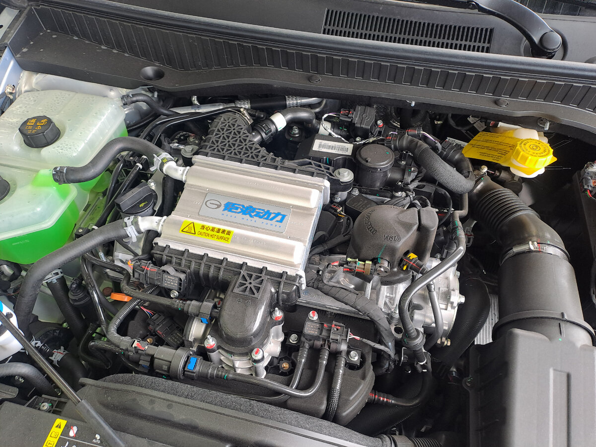 Фото подкапотного пространства GAC GS3