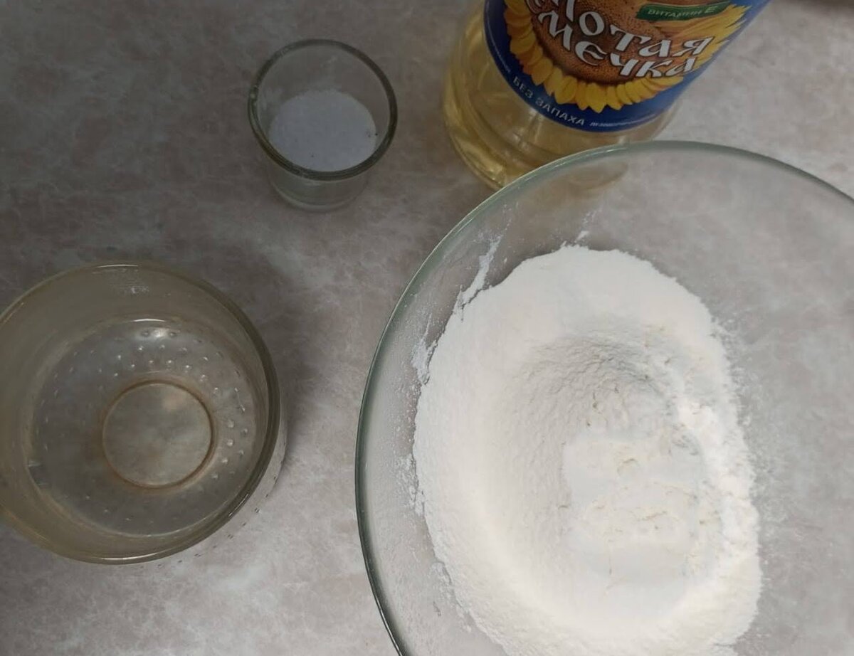 Да соль у меня в рюмке)) не могу найти путевую открытую солонку