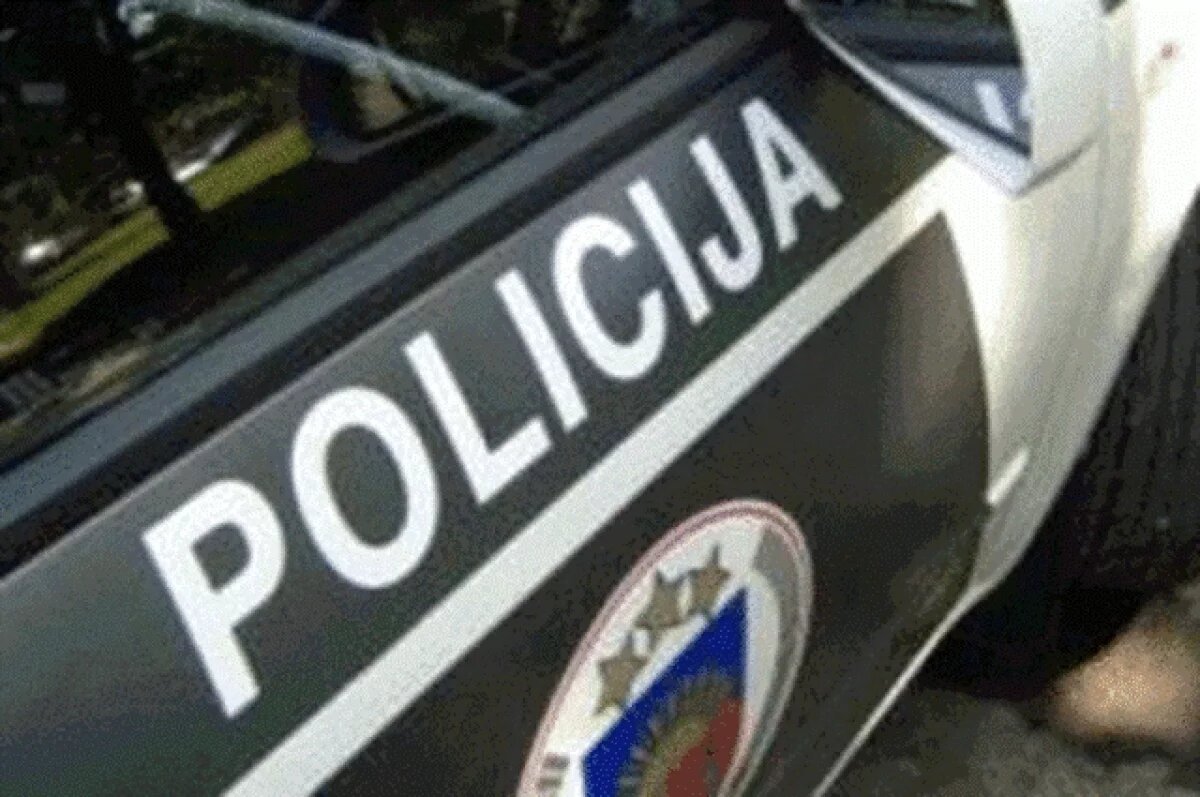    В Латвии активистке грозит тюрьма за флаг России в окне квартиры