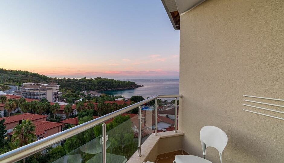 Турция. Список лучших отелей 4 звезды на побережье по мнению туроператоров