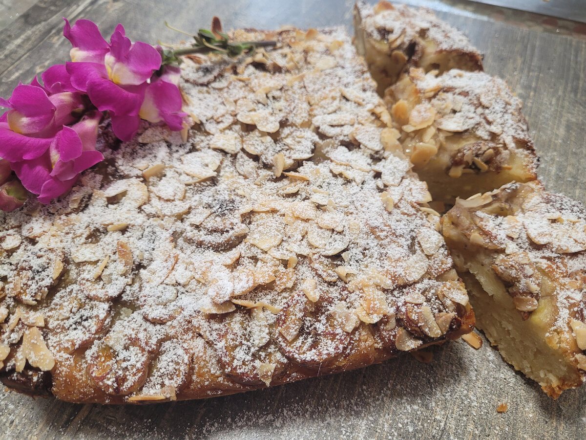 Фото автора.Готовим пирог.