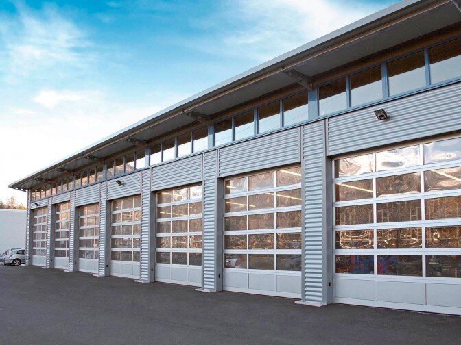  Панорамные промышленные ворота не только функциональные, но и стильные
