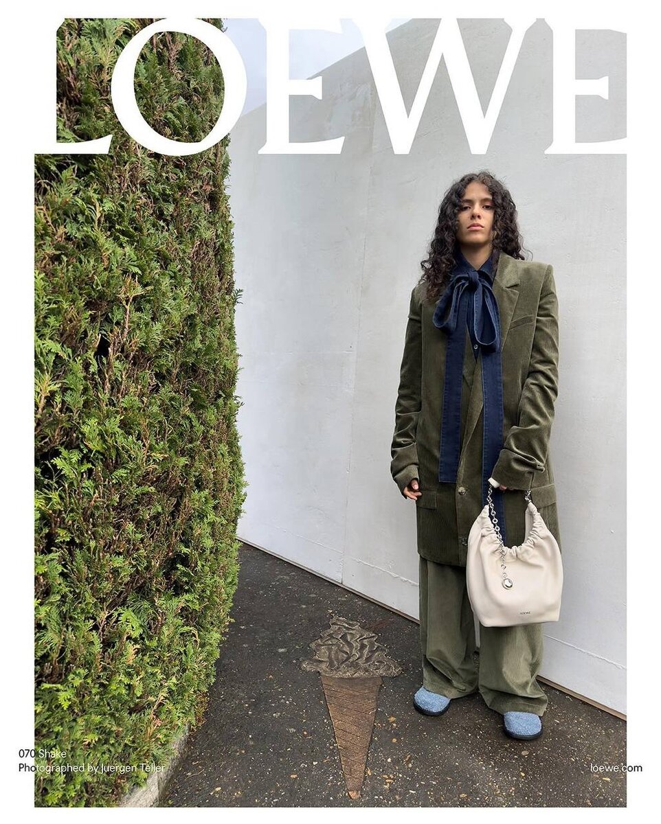    Loewe показал рекламную кампанию новой осенне-зимней коллекции (фото 3)