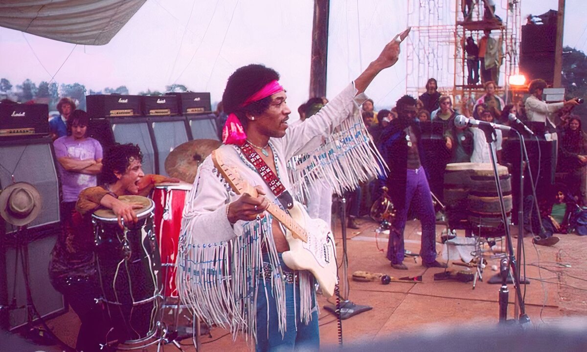 Джимми Хендрикс на Вудстоке.