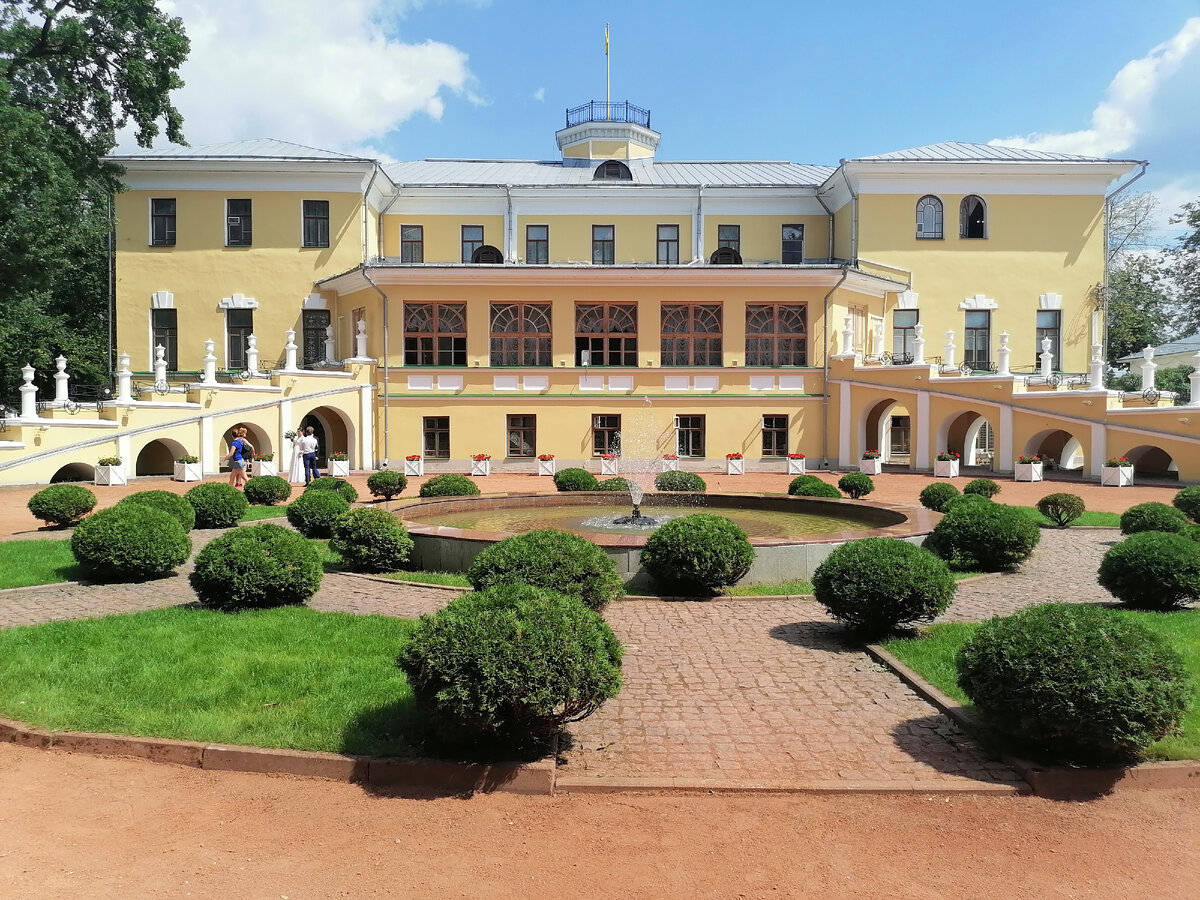 Вид из сада