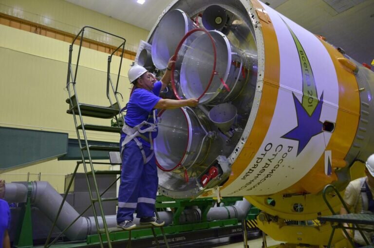    На космодроме Байконур прошел запуск ракеты c символикой Российских студенческих отрядов Белов Михаил Александрович