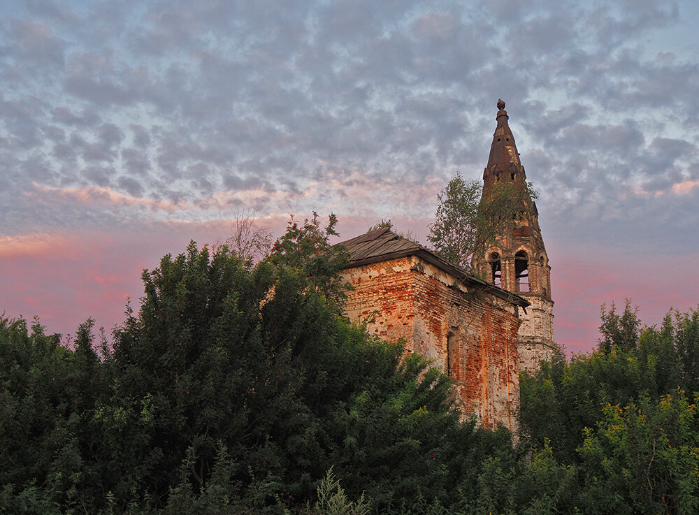 Никольская церковь.