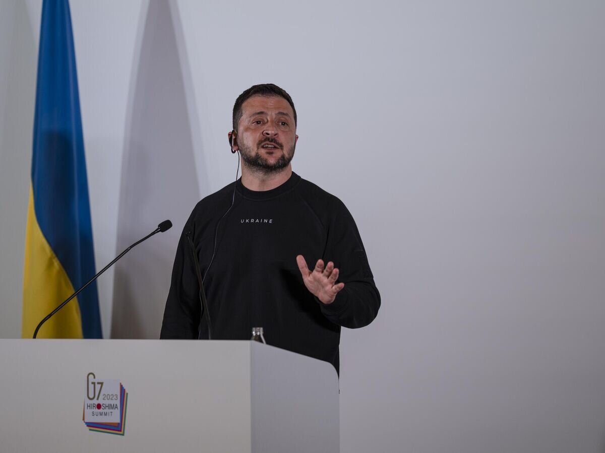    Президент Украины Владимир Зеленский© AP Photo / Louise Delmotte