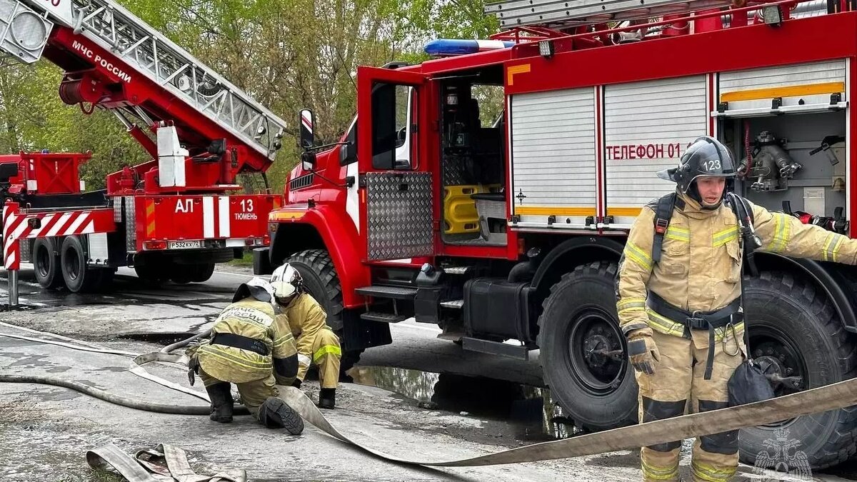 Горожан напугал столб дыма за Тюменской слободой | nashgorod.ru | Дзен