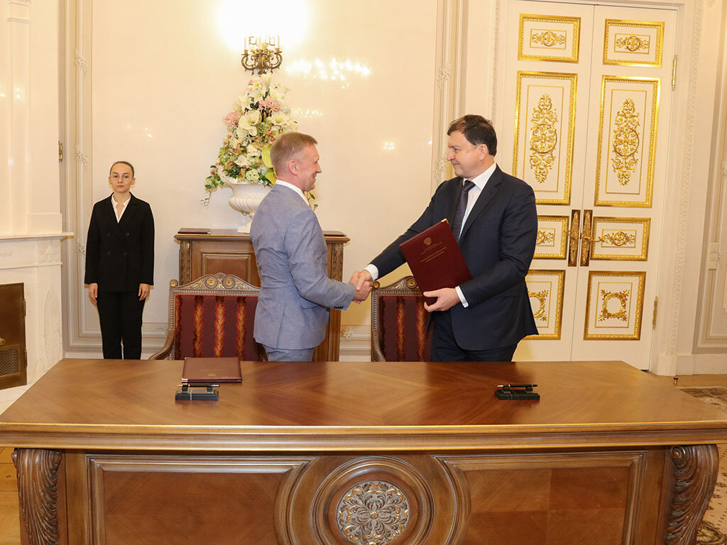    Валерий Гундарев и Юрий Носов подписали соглашение