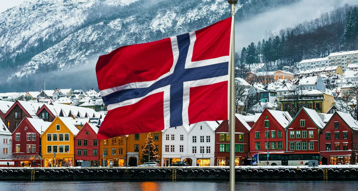 С 29 мая 2024 года Норвегия вводит ограничения на въезд для граждан России, которые распространяются на всех туристов с любыми визами, в том числе шенгенскими, вне зависимости от того, какой страной