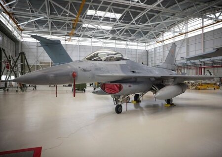    Дания разрешила Украине использовать F-16 для ударов по России