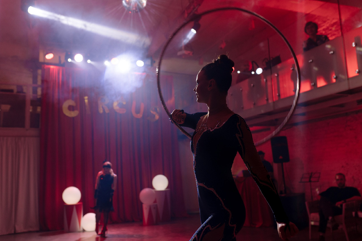 Неповторимое сочетание тайны, элегантности и дерзости, магии и феерии - все это воплотилось в концепте проекта.