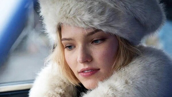 Носительницы полного женского имени Анна популярны среди мужского пола из-за своего гибкого характера и спокойствия. Фото © "Анна", режиссёр Люк Бессон, сценарист Люк Бессон / Kinopoiskatomic:embed 2
