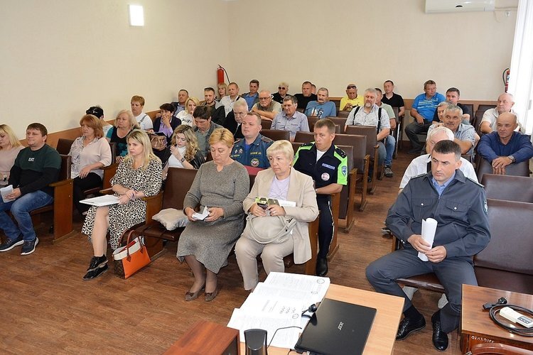     Сельхозтоваропроизводителями Первомайского района Крыма обсудили особенности государственного мониторинга пшеницы на 2024 год
