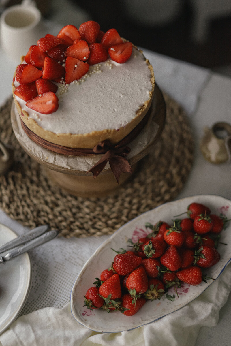 Фееричный клубничный чизкейк🍰 | Дубрава | Дзен