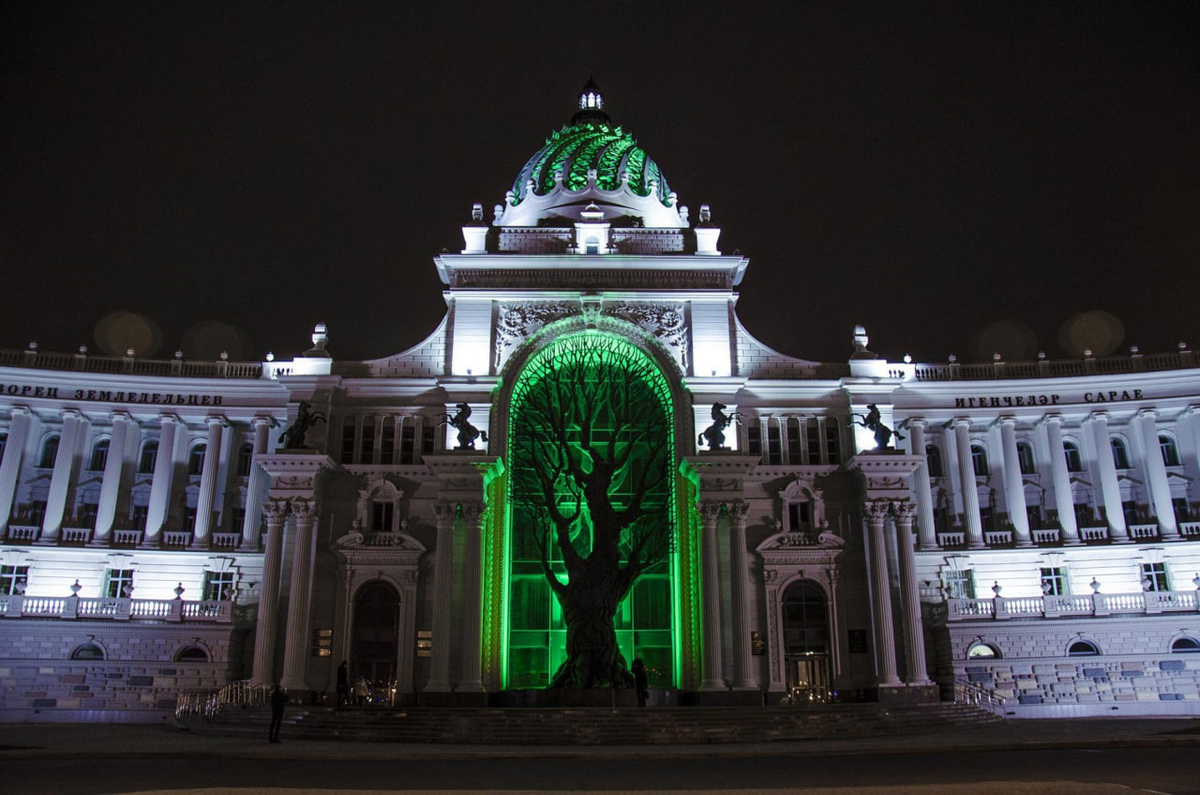 Дворец в ночное время
