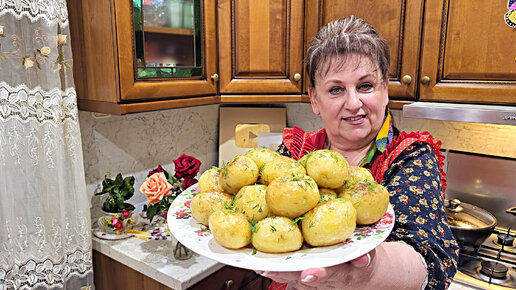 Обожаем такую картошечку. Обед или ужин на сковороде!