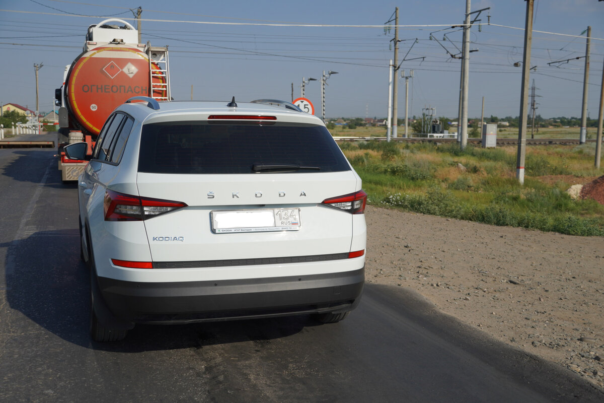 Не помню поездку, чтобы не встать на переезде в Червленом))) традиция уже…