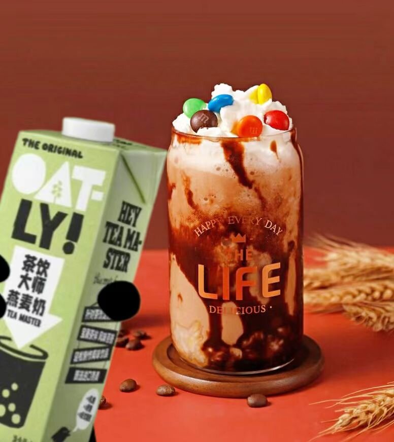 Айс Милк Шейк "M&M`s". Рецепт недели от Oatly Tea Master