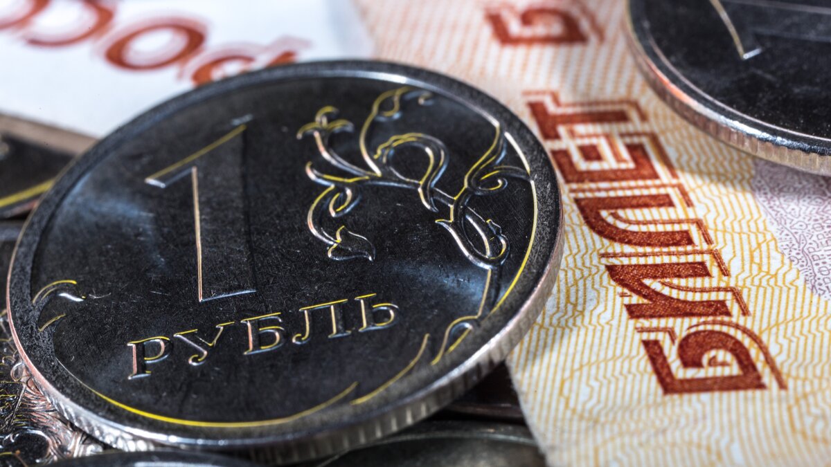    В Сургуте налоговики вернули в бюджет 800 миллионов рублей