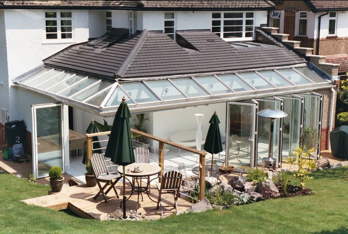 Терраса, присоединённая к дому, оригинальное решение. Яндекс картинки.