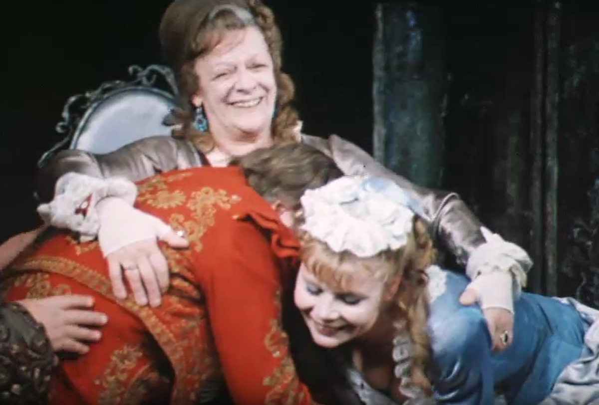 Кадр из телеспектакля "Безумный день, или Женитьба Фигаро" (1973)
